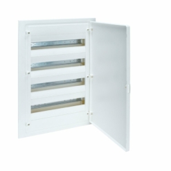 Cuadro eléctrico empotrar de Hager 72 huecos VF418PES